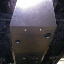 Захист днища для Nissan Navara D22 (2001-2004)